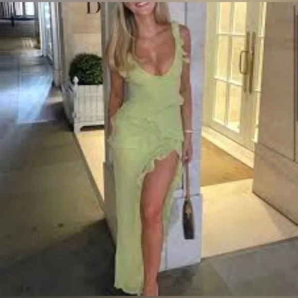 House of CB NWOT Pixie' lime ruffle georgette maxi dress, small